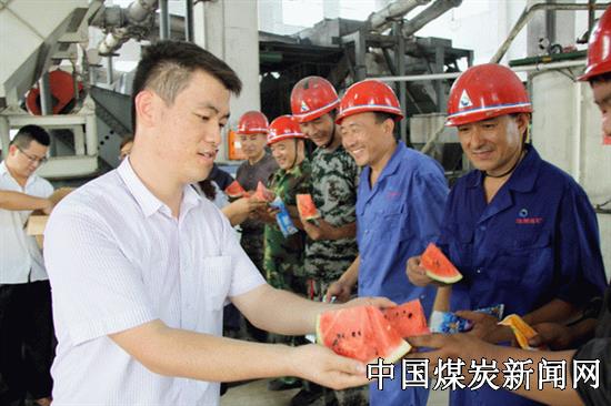 20170714113743519.gif (550×366)